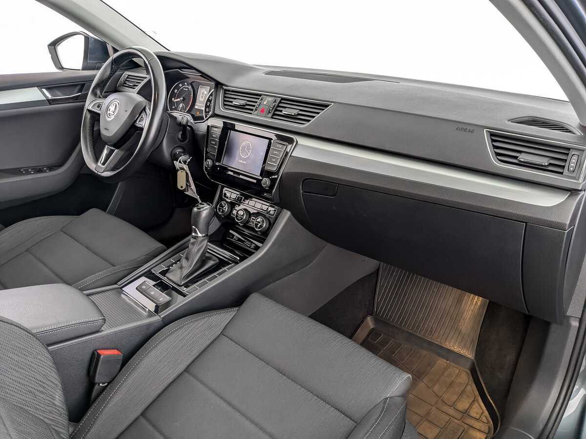 Шкода Суперб б/у, 2018, Роботизированная. Фото: #8