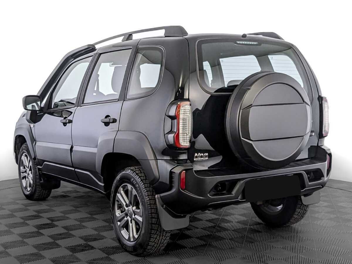 Лада (ВАЗ) Нива б/у, 2023, Механическая. Фото: #5