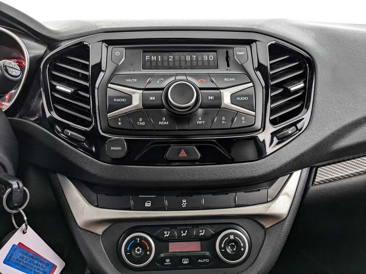 Лада (ВАЗ) Веста б/у, 2019, Механическая. Фото: #12