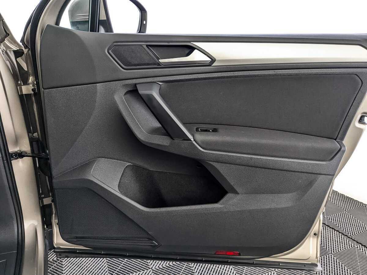 Volkswagen Tiguan б/у, 2019, Роботизированная. Фото: #20