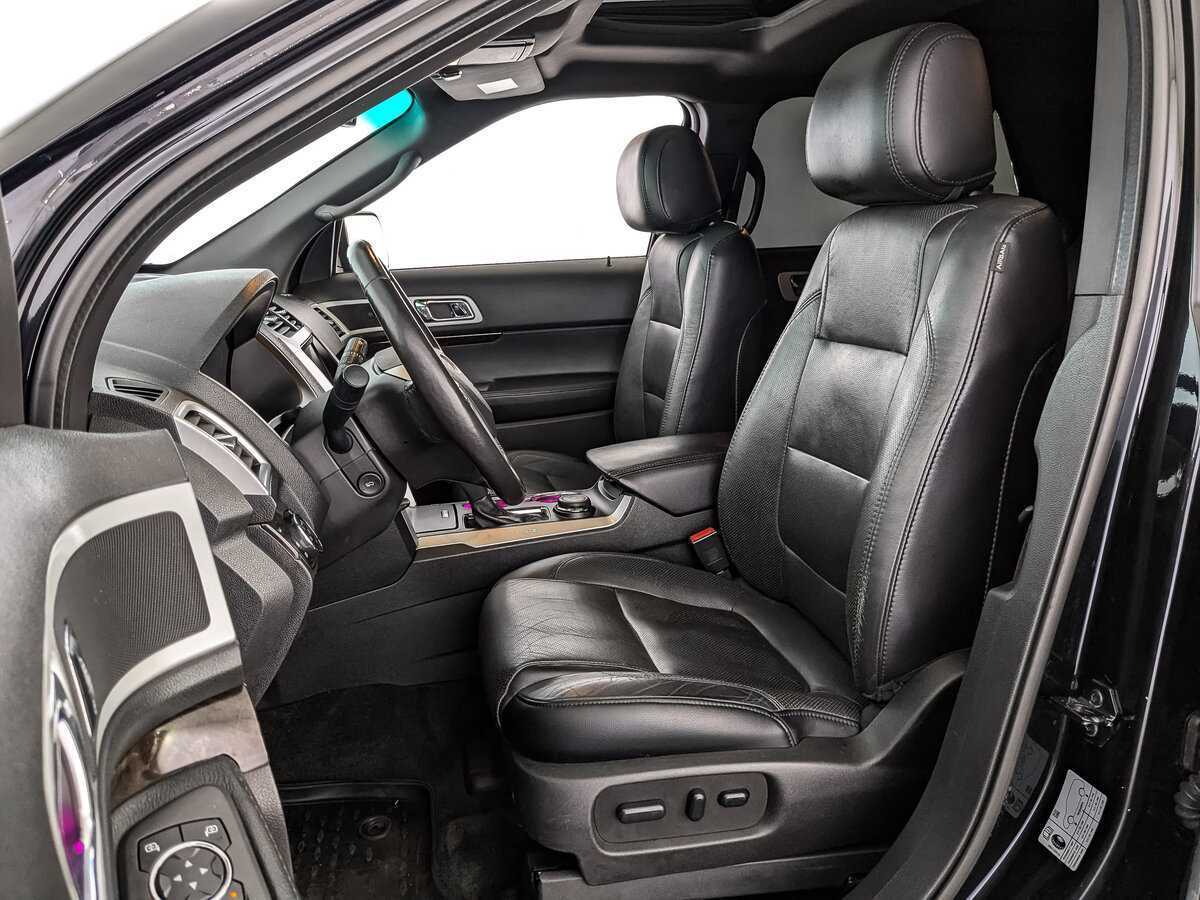 Ford Explorer б/у, 2015, Автоматическая. Фото: #15