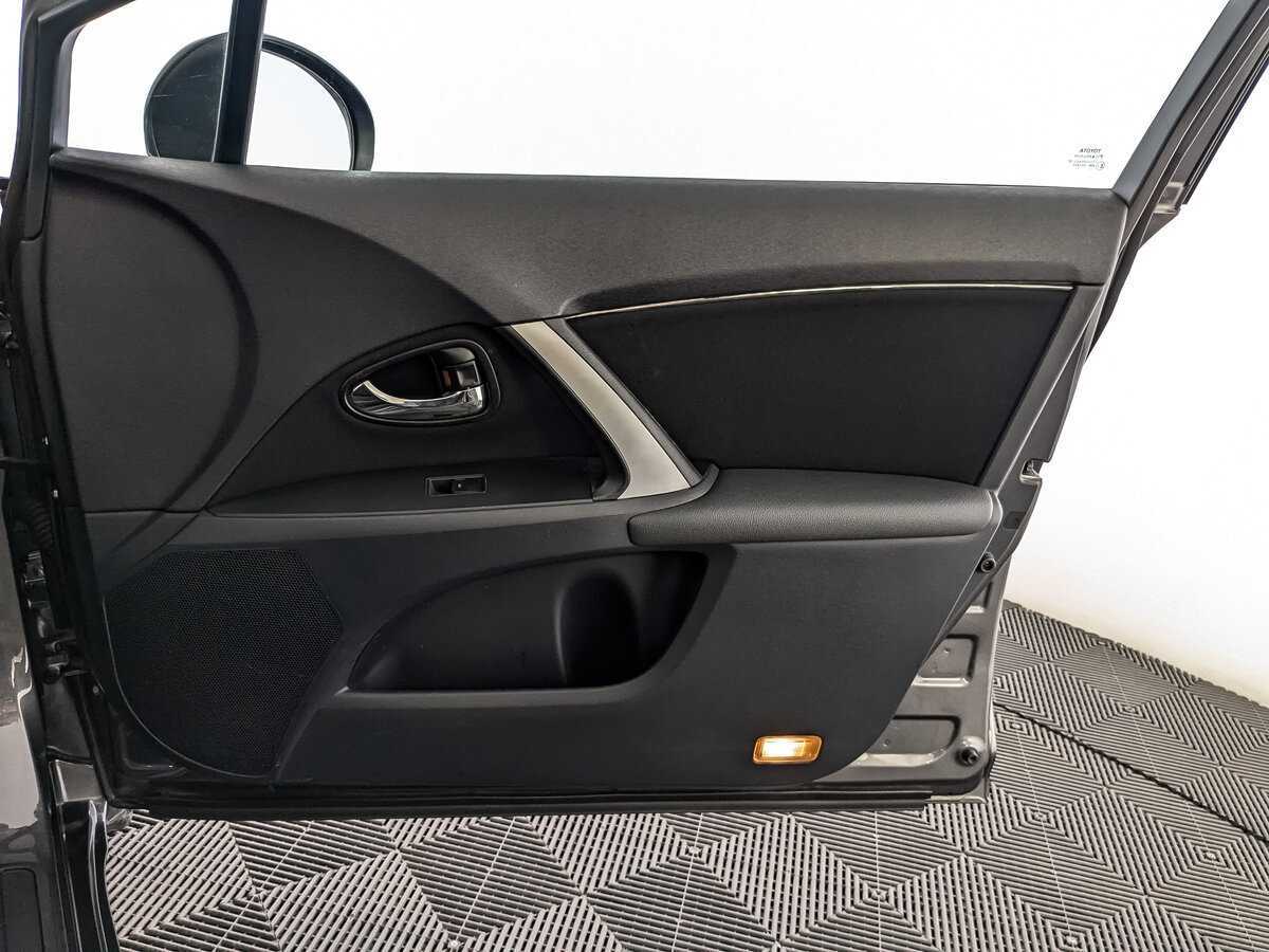 Toyota Avensis б/у, 2012, Вариатор. Фото: #19