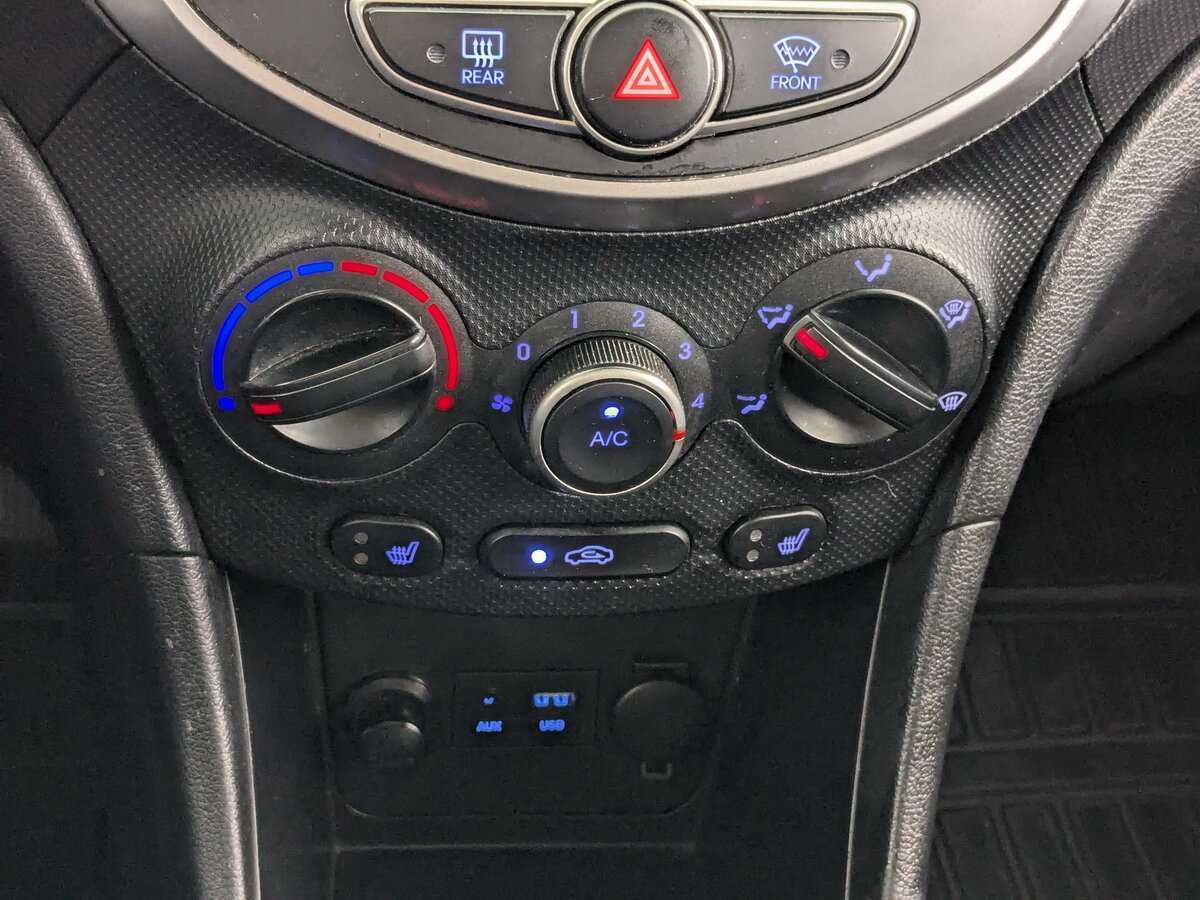 Hyundai Solaris б/у, 2015, Автоматическая. Фото: #22