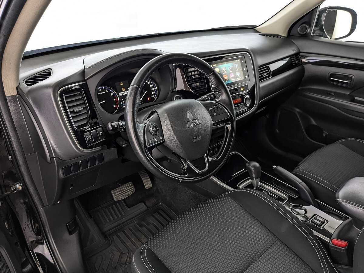 Mitsubishi Outlander б/у, 2019, Вариатор. Фото: #10