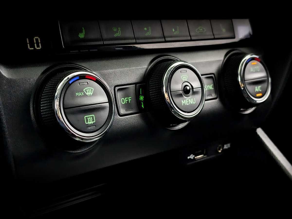 Шкода Октавия б/у, 2016, Роботизированная. Фото: #20