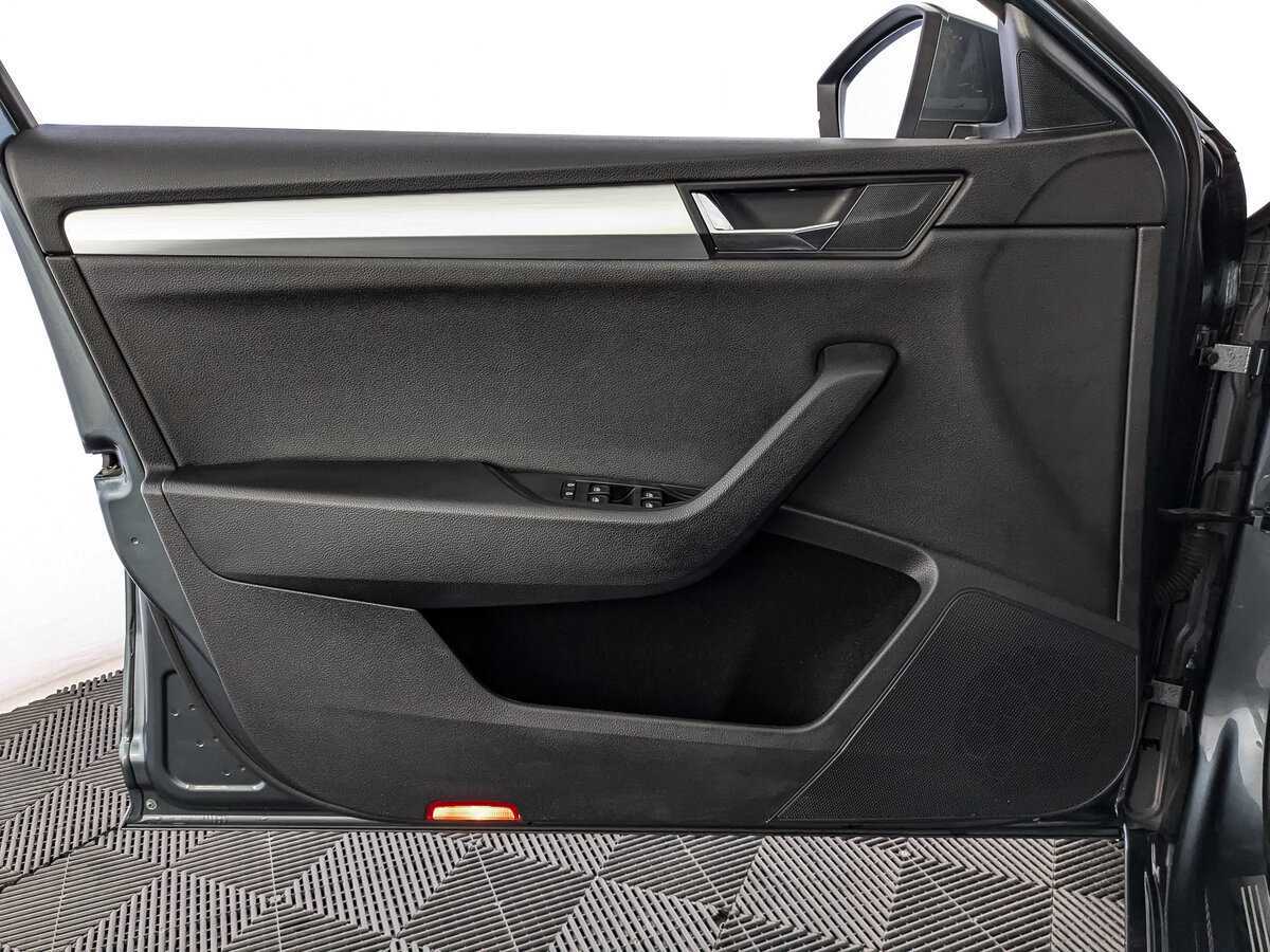 Шкода Суперб б/у, 2018, Роботизированная. Фото: #14