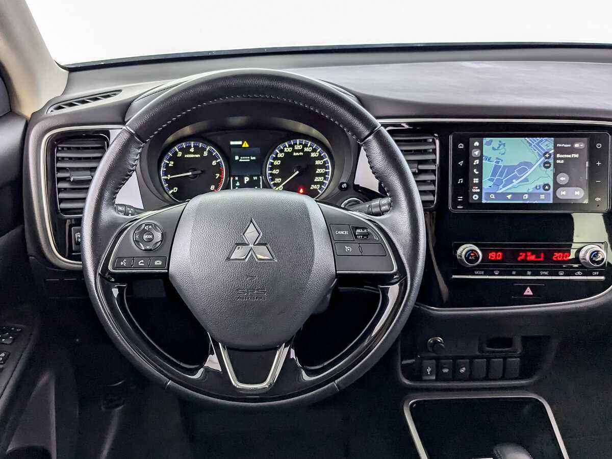 Mitsubishi Outlander б/у, 2021, Вариатор. Фото: #15
