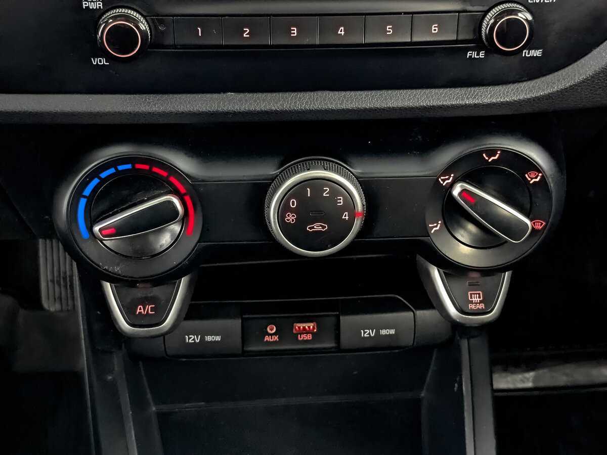 Киа Рио б/у, 2019, Автоматическая. Фото: #16