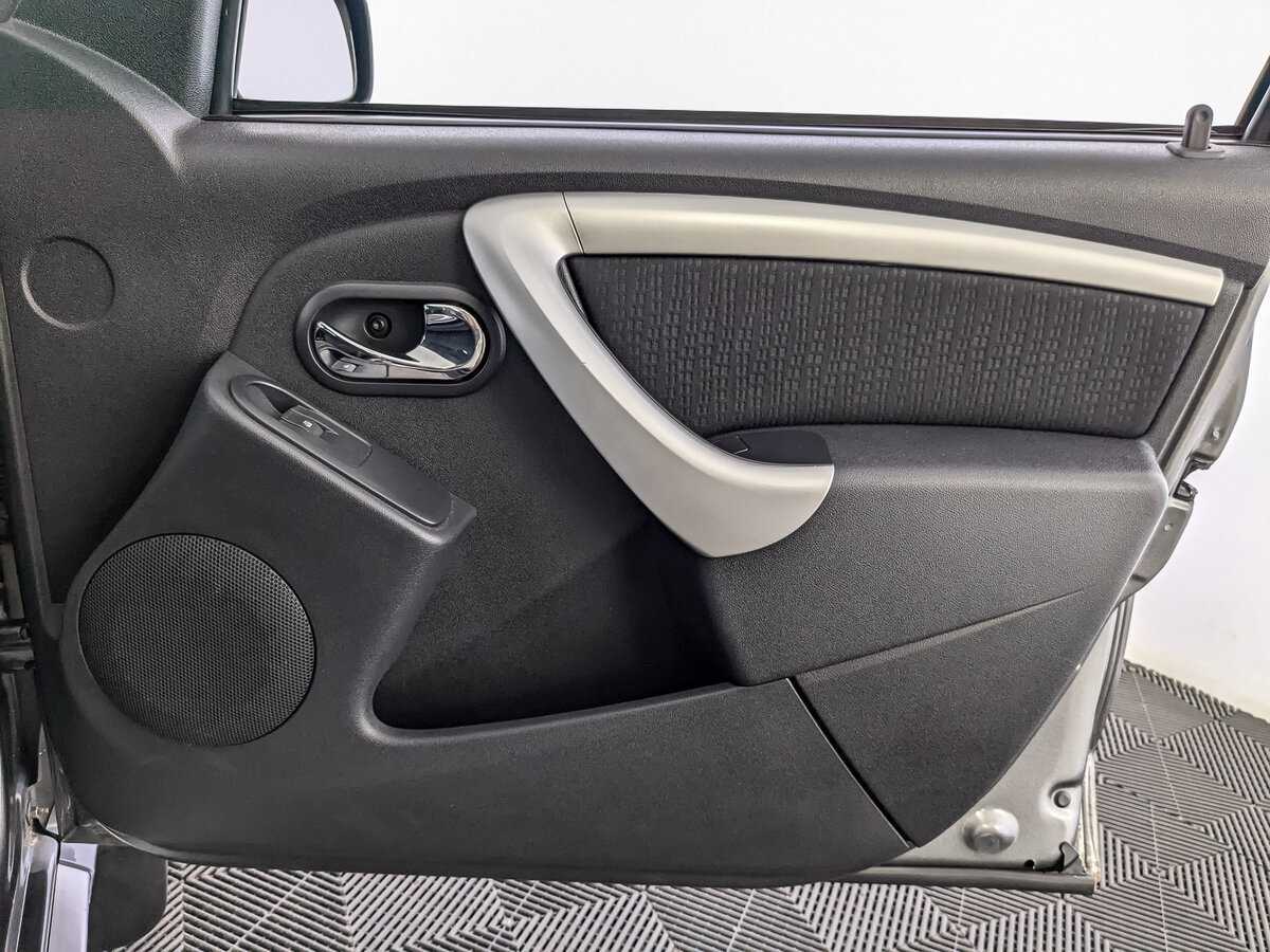 Ниссан Террано б/у, 2015, Автоматическая. Фото: #20