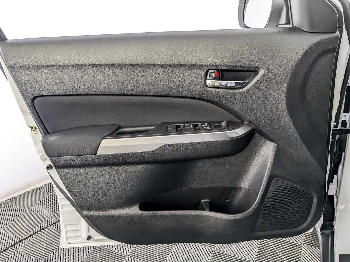 Suzuki Vitara б/у, 2020, Автоматическая. Фото: #14