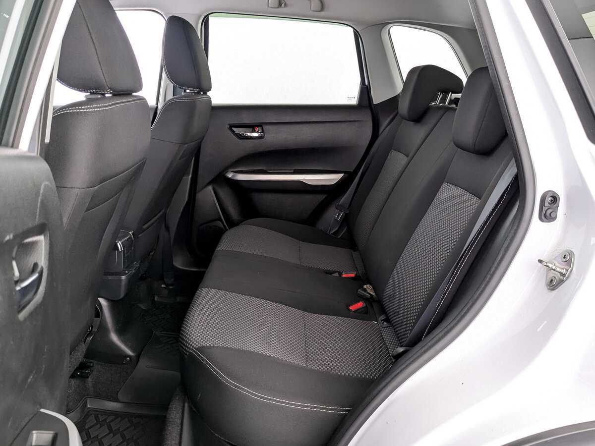 Suzuki Vitara б/у, 2016, Автоматическая. Фото: #9