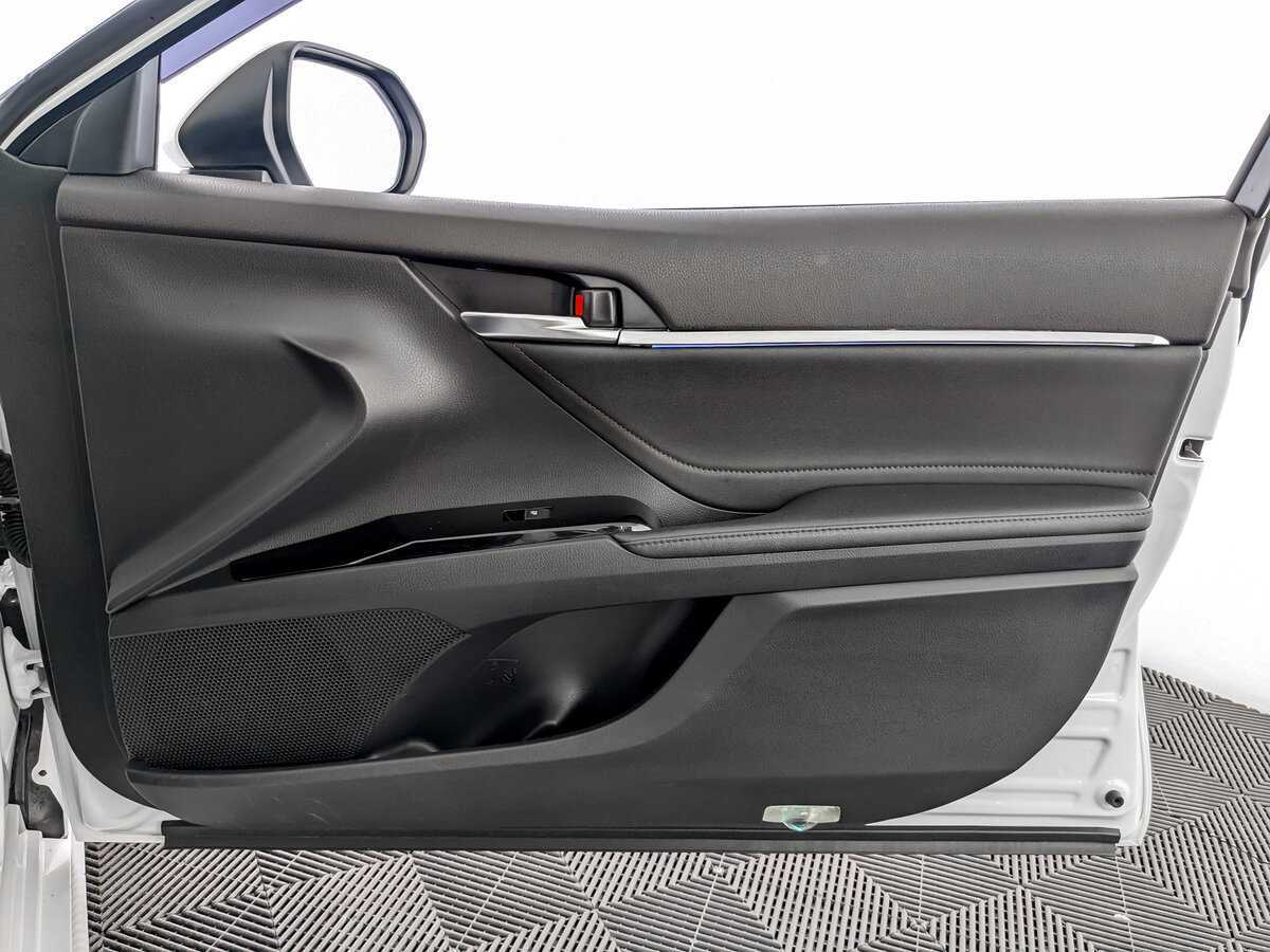 Toyota Camry б/у, 2021, Автоматическая. Фото: #21