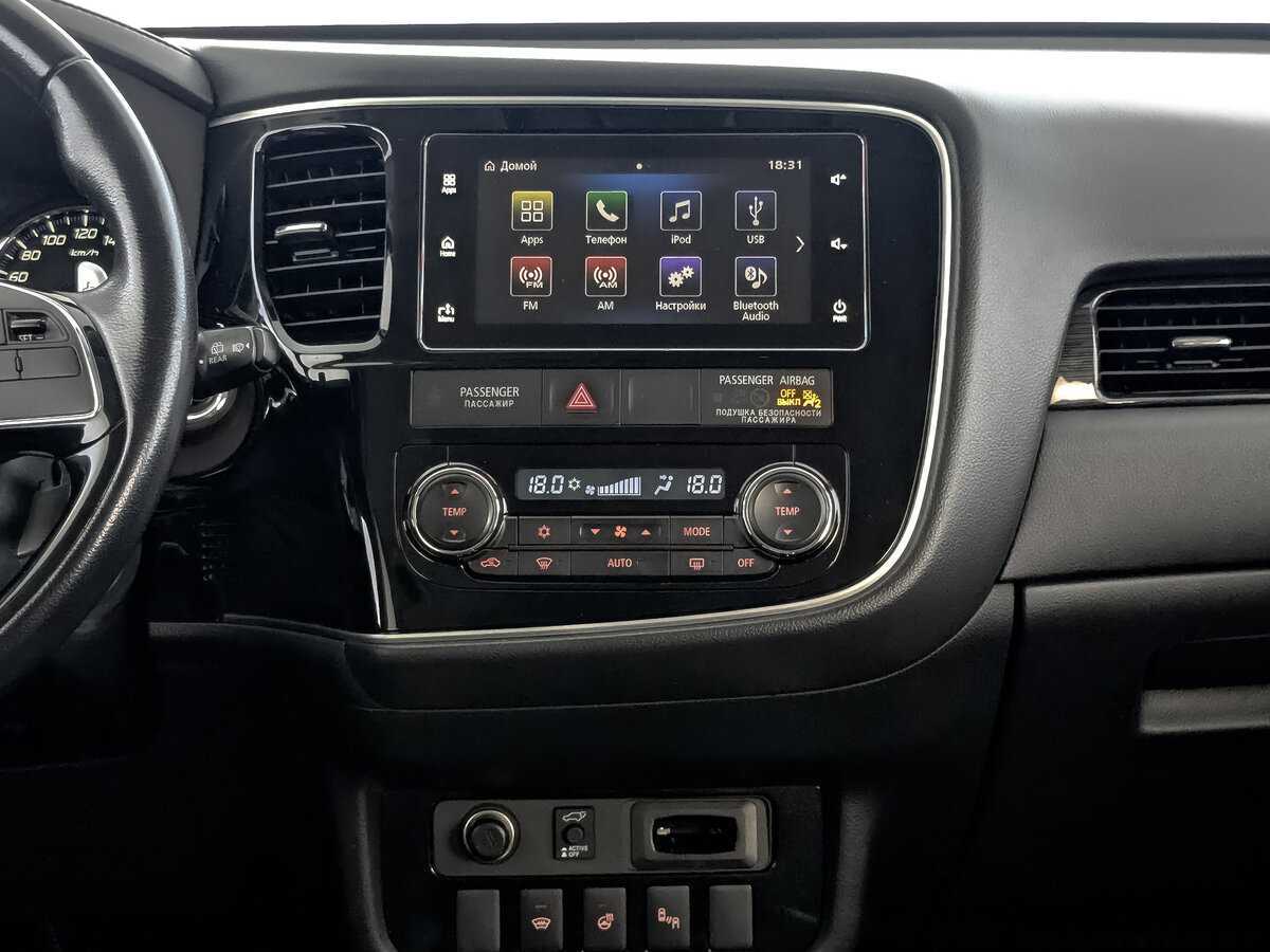 Mitsubishi Outlander б/у, 2017, Вариатор. Фото: #11