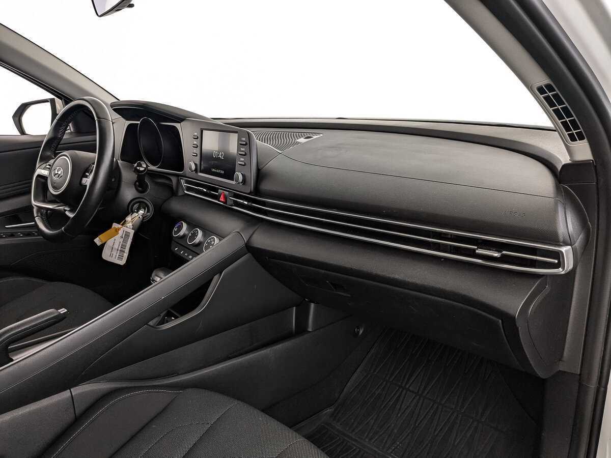 Хендай Елантра б/у, 2021, Автоматическая. Фото: #8