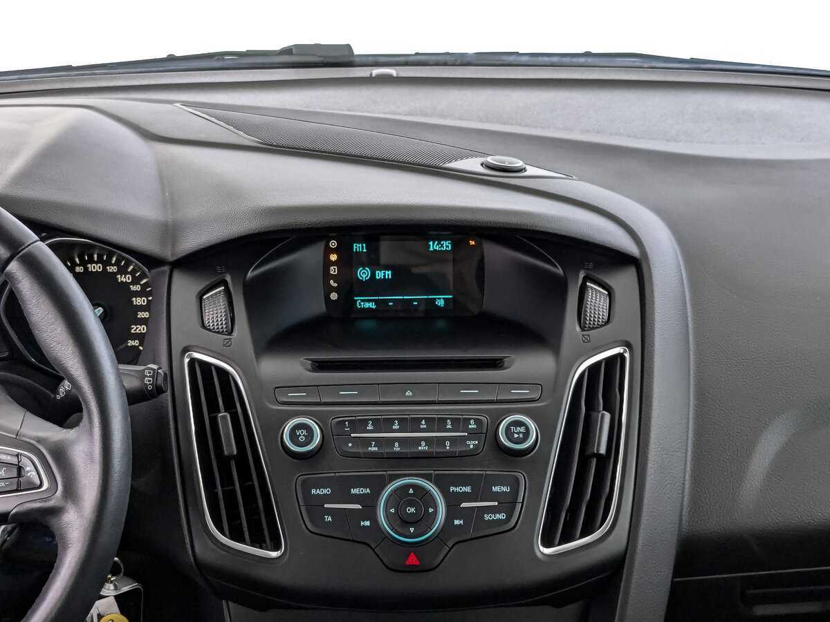 Форд Фокус б/у, 2018, Механическая. Фото: #12