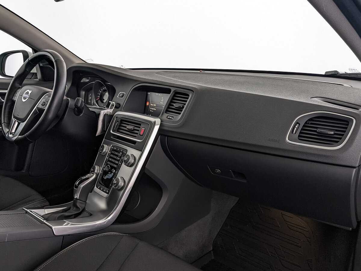 Volvo S60 б/у, 2017, Автоматическая. Фото: #8