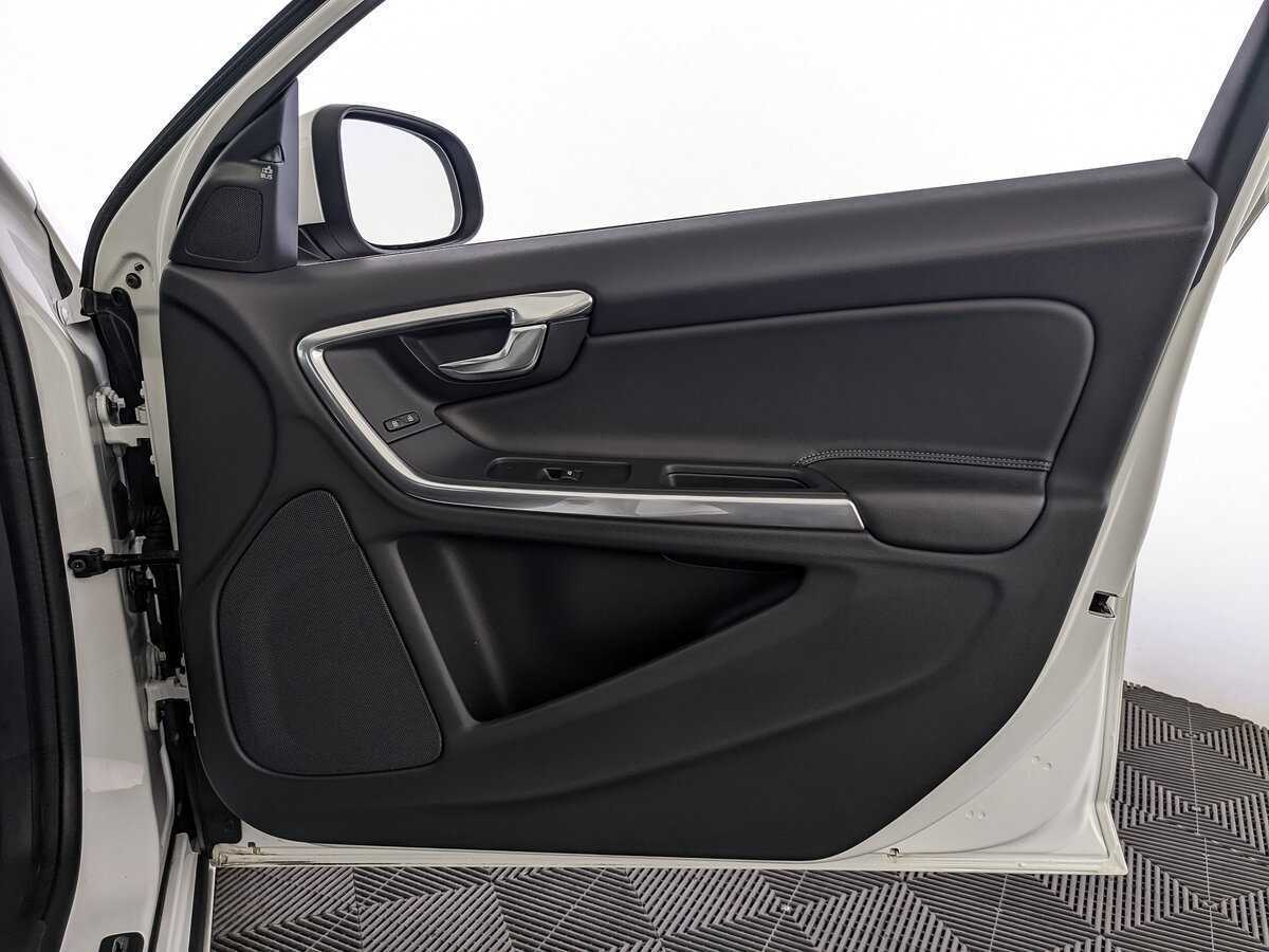 Volvo S60 б/у, 2017, Автоматическая. Фото: #18