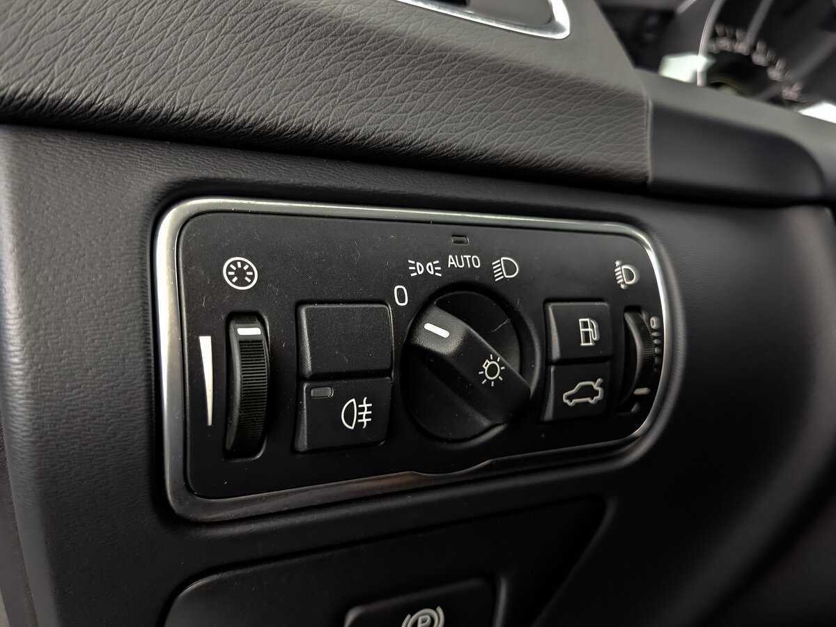 Volvo S60 б/у, 2017, Автоматическая. Фото: #19