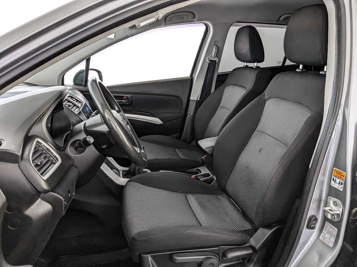Suzuki SX4 б/у, 2014, Механическая. Фото: #15