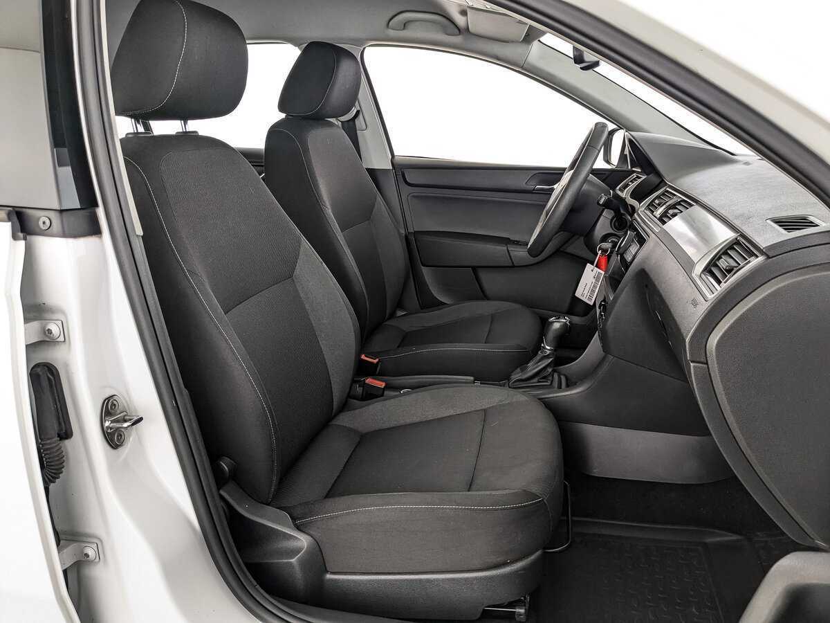 Шкода Рапид б/у, 2015, Роботизированная. Фото: #19