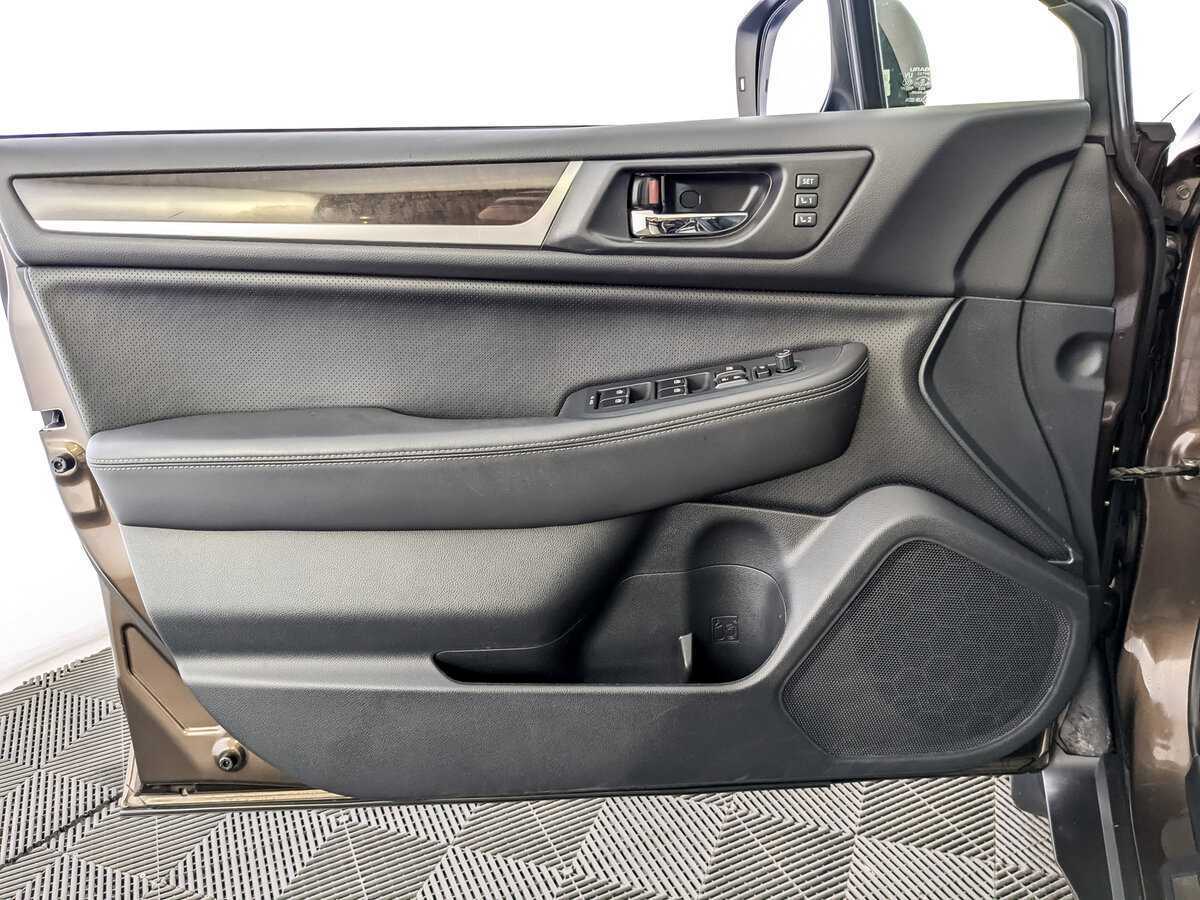 Subaru Outback б/у, 2017, Вариатор. Фото: #12