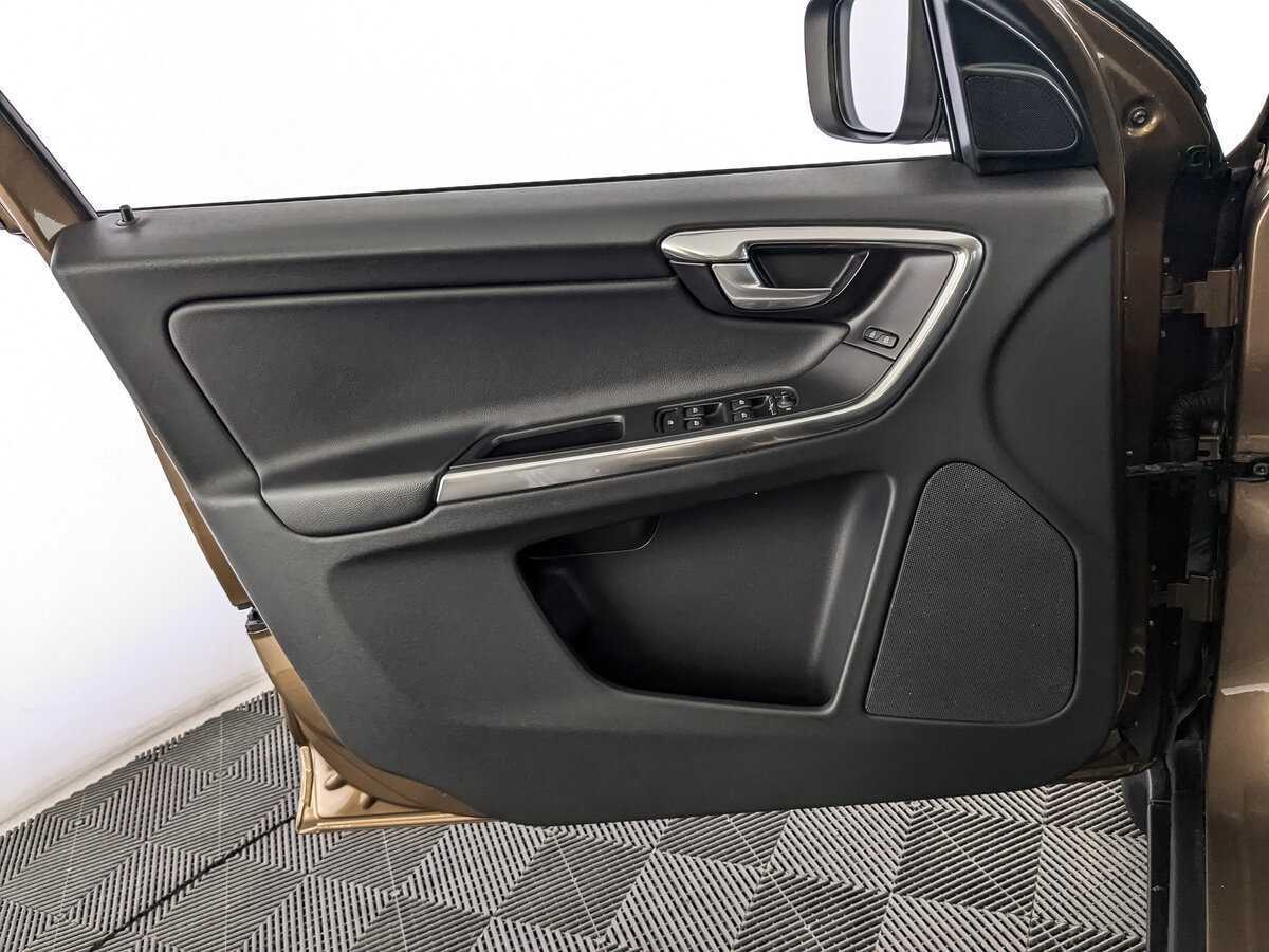 Volvo XC60 б/у, 2012, Автоматическая. Фото: #14