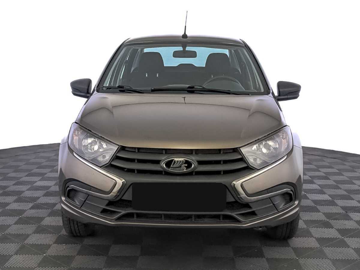 Лада (ВАЗ) Гранта б/у, 2020, Механическая. Фото: #1