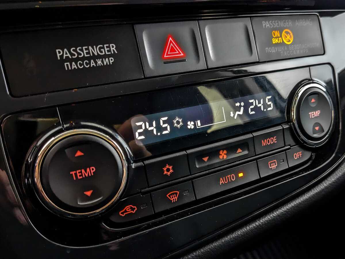 Mitsubishi Outlander б/у, 2014, Вариатор. Фото: #21