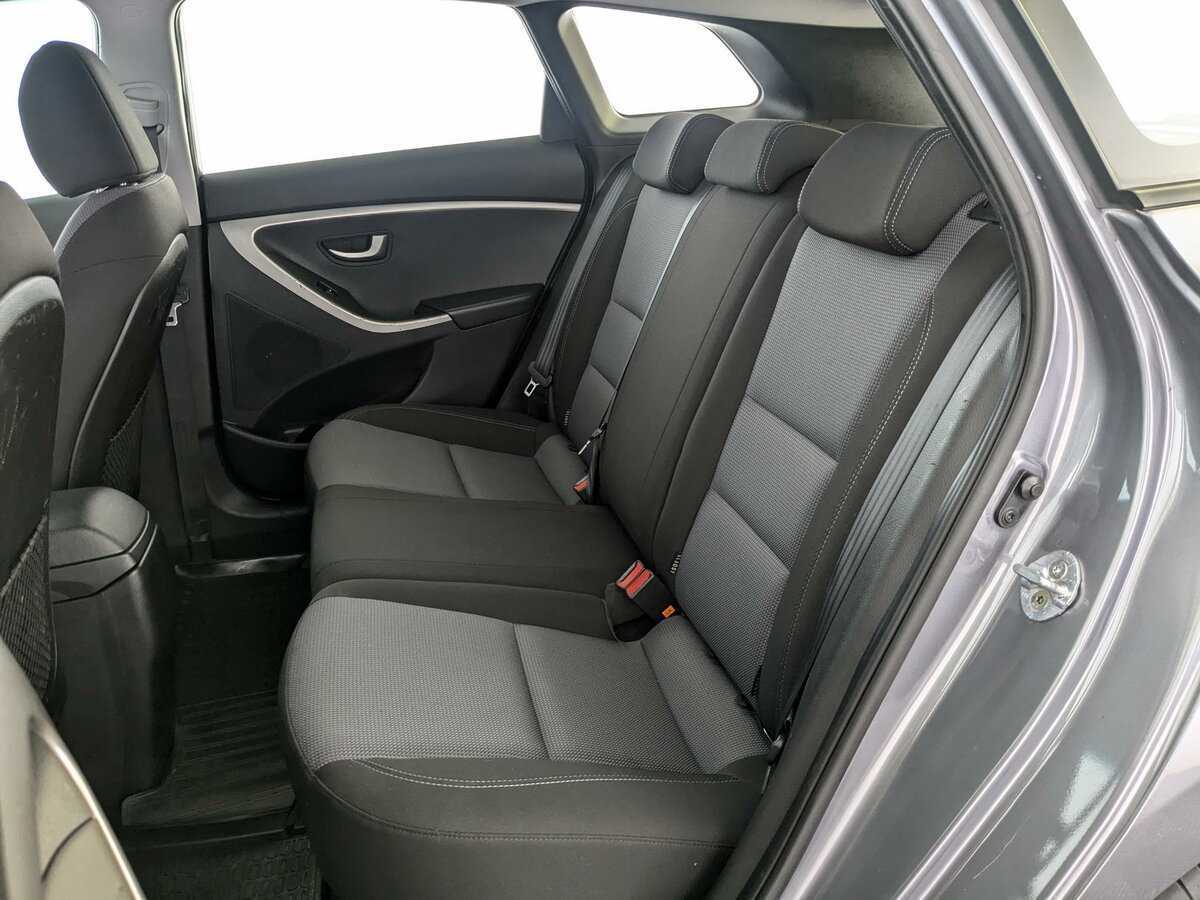 Hyundai i30 б/у, 2014, Автоматическая. Фото: #8