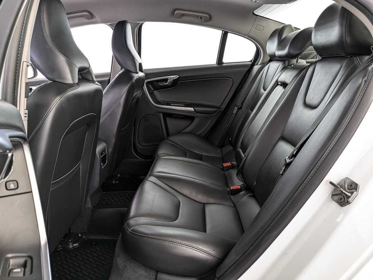 Volvo S60 б/у, 2016, Автоматическая. Фото: #13