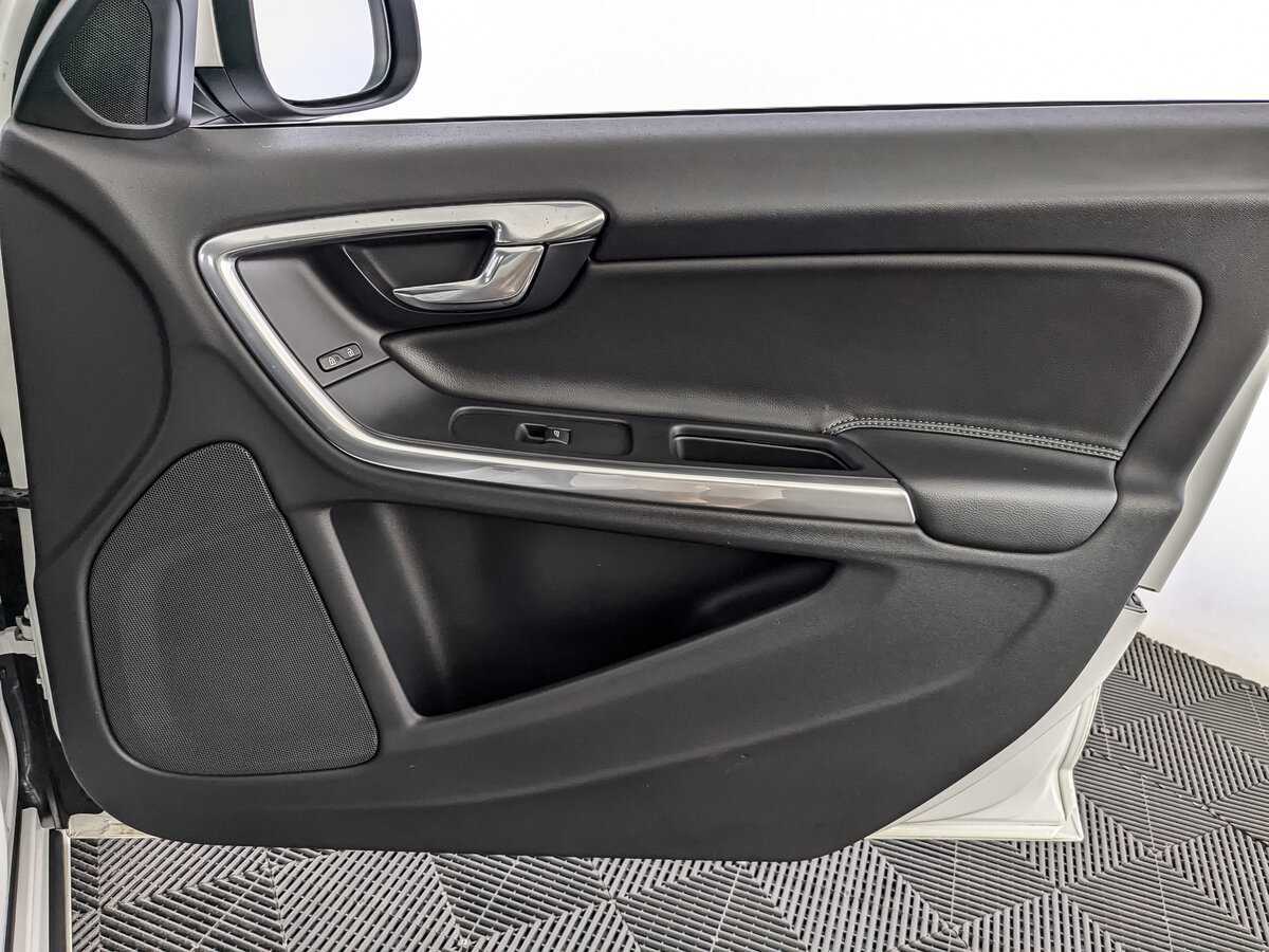 Volvo S60 б/у, 2016, Автоматическая. Фото: #20