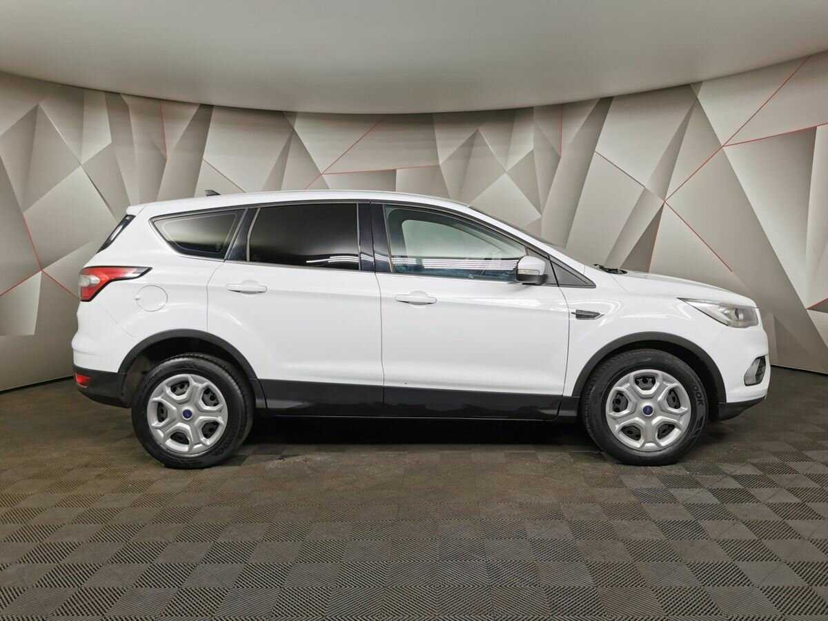 Ford Kuga б/у, 2017, Автоматическая. Фото: #5