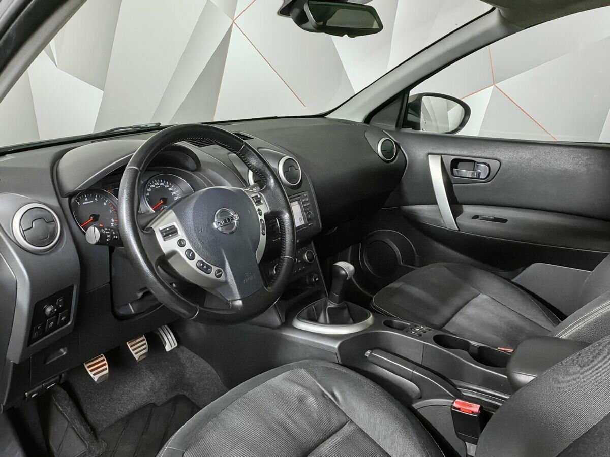 Nissan Qashqai б/у, 2012, Механическая. Фото: #13