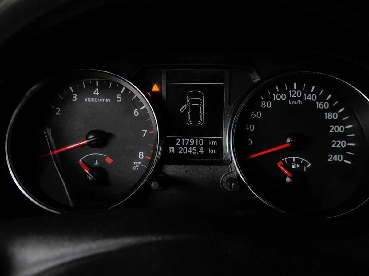 Nissan Qashqai б/у, 2012, Механическая. Фото: #16