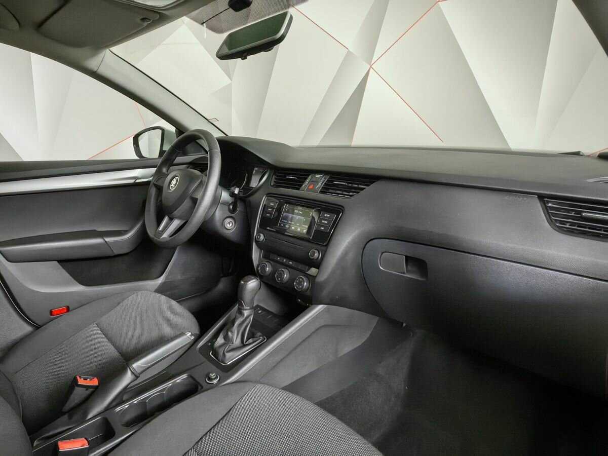 Skoda Octavia б/у, 2015, Автоматическая. Фото: #8