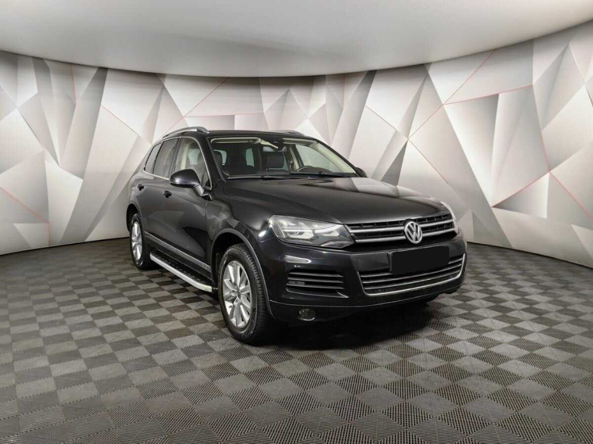 Volkswagen Touareg б/у, 2013, Автоматическая. Фото: #2