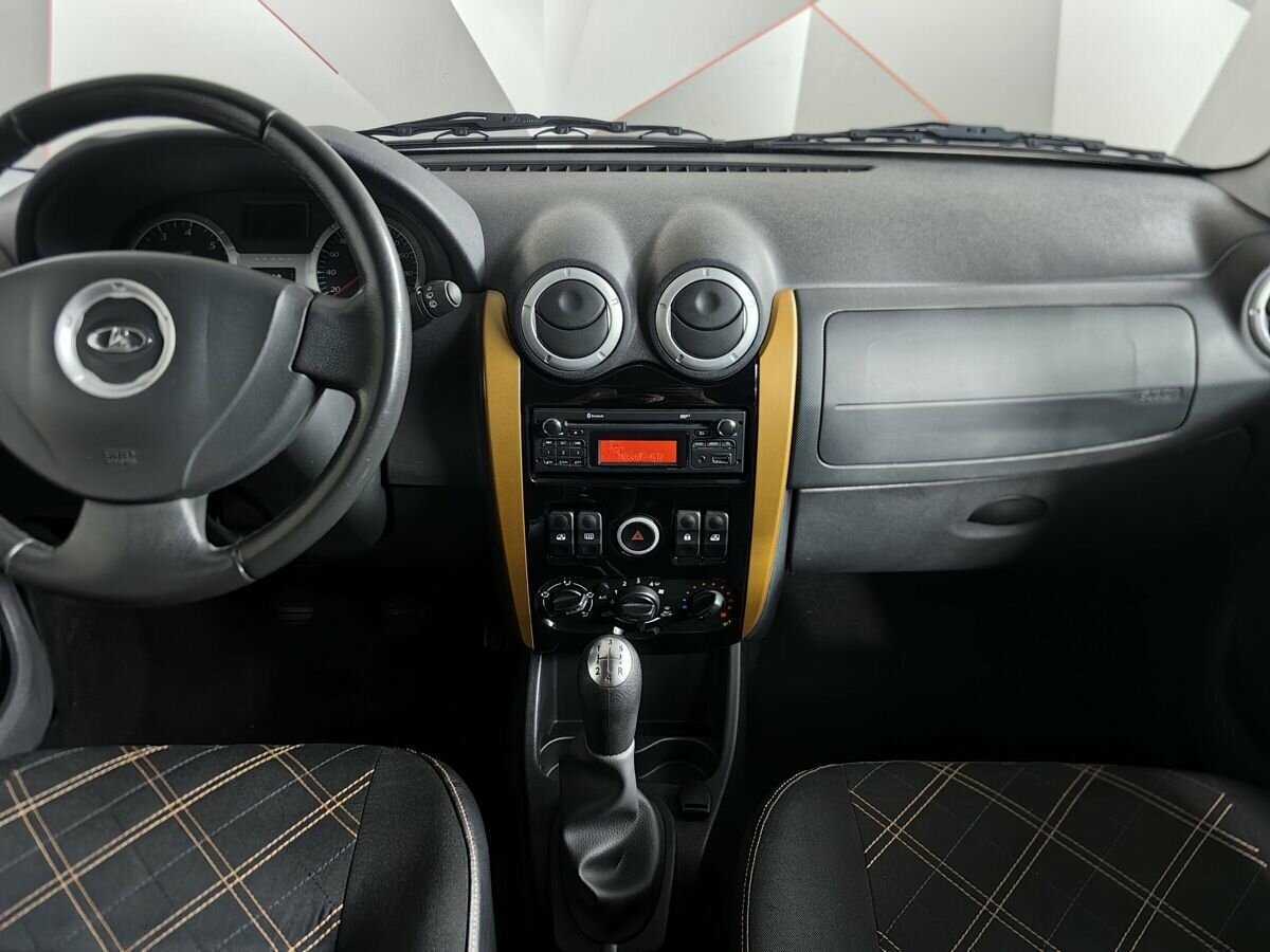 Lada (ВАЗ) Largus б/у, 2015, Механическая. Фото: #10