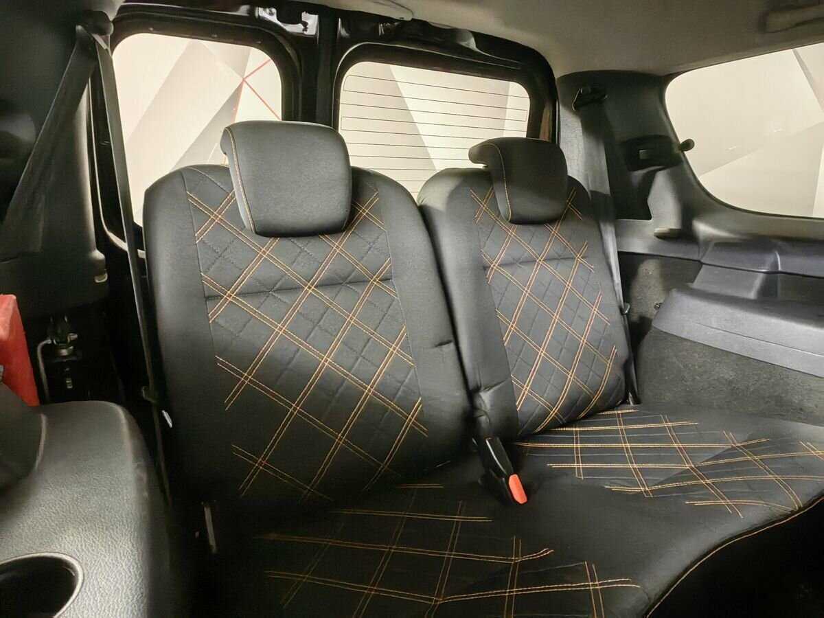 Lada (ВАЗ) Largus б/у, 2015, Механическая. Фото: #15