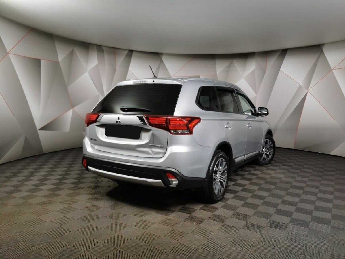 Mitsubishi Outlander б/у, 2016, Вариатор. Фото: #1