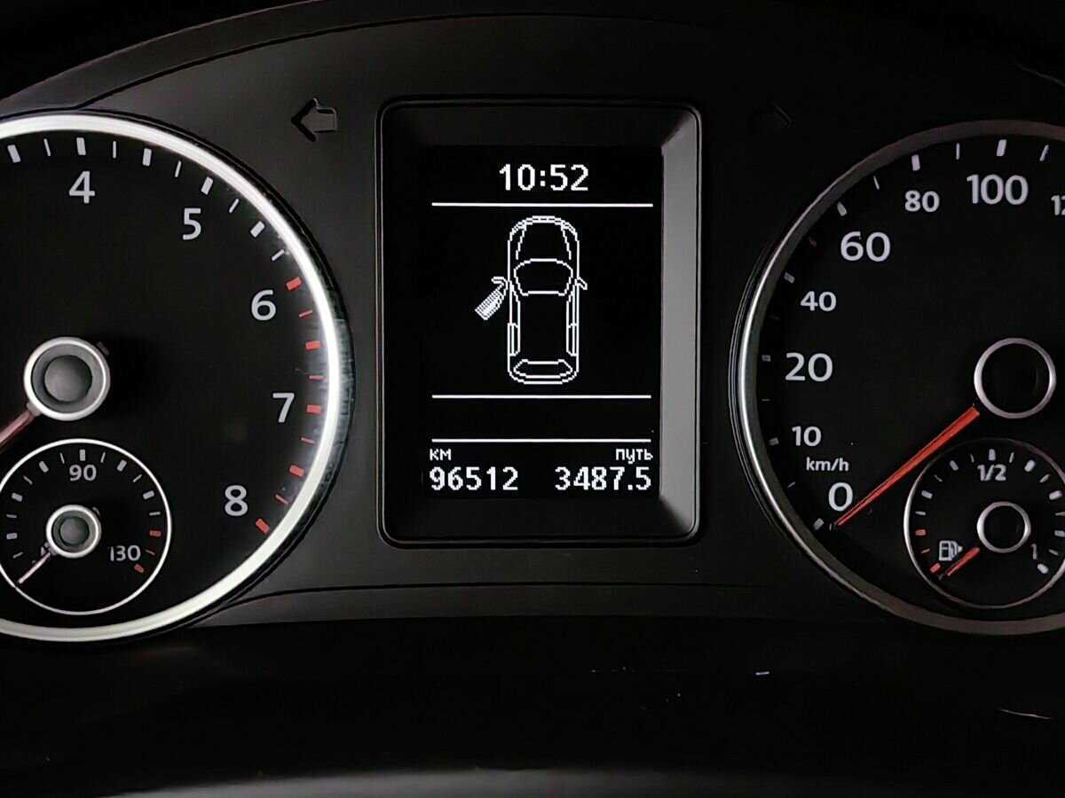 Volkswagen Tiguan б/у, 2016, Механическая. Фото: #14