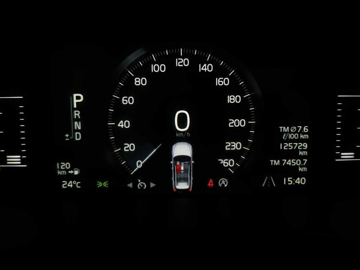 Volvo XC60 б/у, 2018, Автоматическая. Фото: #15