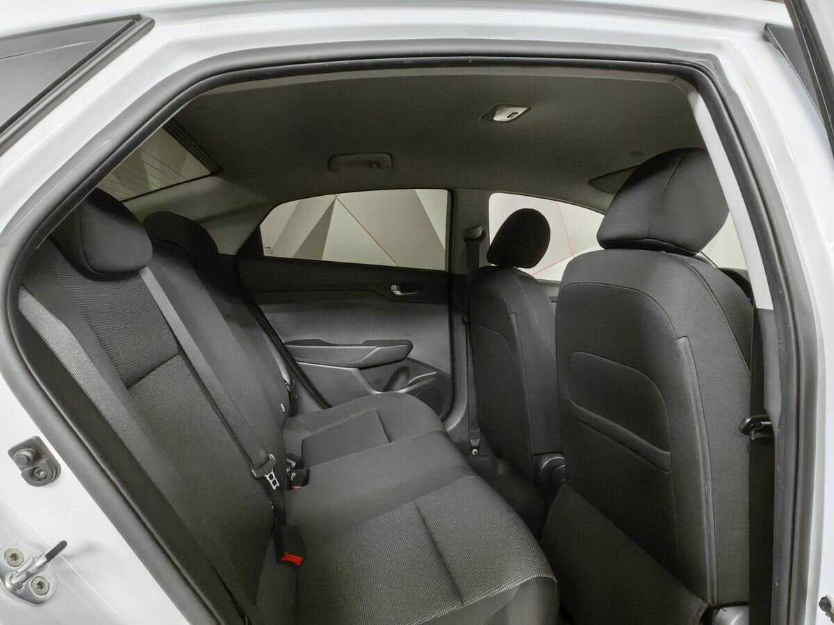 Hyundai Solaris б/у, 2021, Механическая. Фото: #11