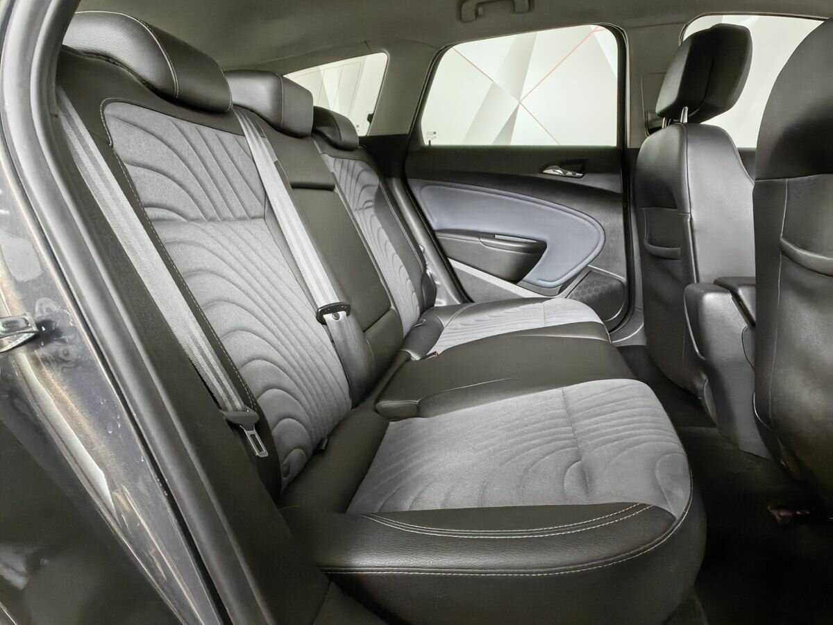 Opel Astra б/у, 2014, Автоматическая. Фото: #11