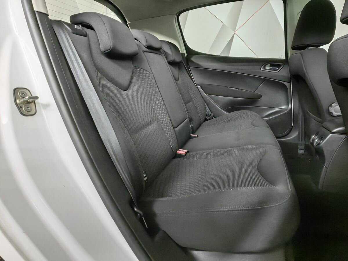 Peugeot 308 б/у, 2012, Автоматическая. Фото: #10