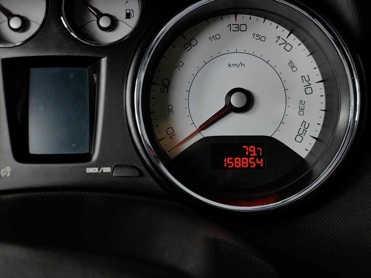 Peugeot 308 б/у, 2012, Автоматическая. Фото: #14