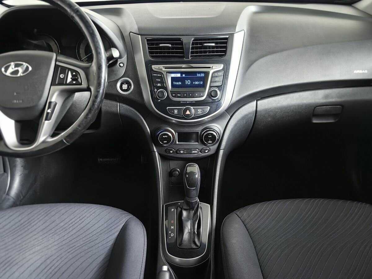 Hyundai Solaris б/у, 2014, Автоматическая. Фото: #10