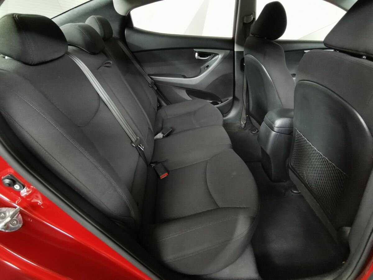 Hyundai Elantra б/у, 2015, Автоматическая. Фото: #11