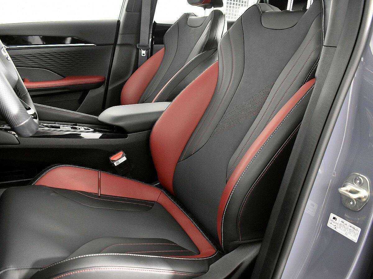 Geely Coolray б/у, 2023, Роботизированная. Фото: #7