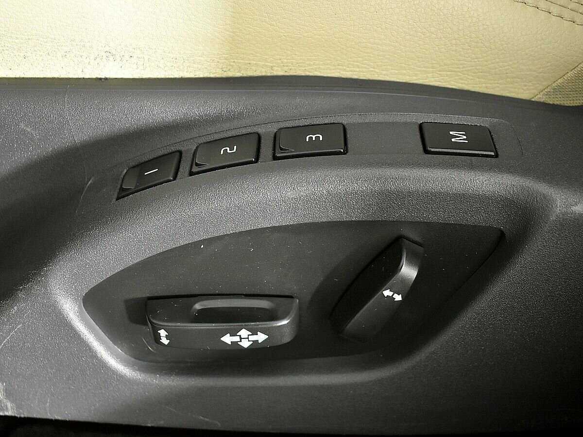 Volvo XC60 б/у, 2014, Автоматическая. Фото: #14