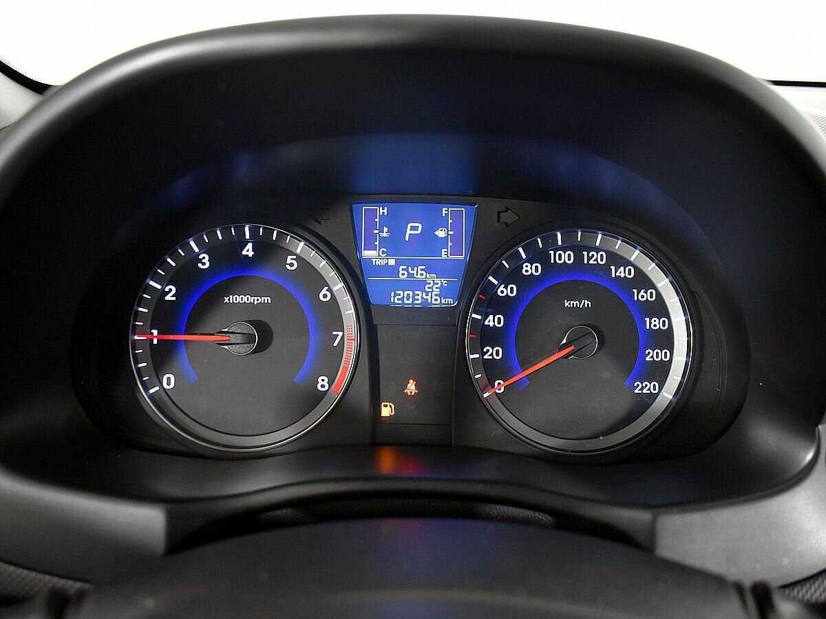 Hyundai Solaris б/у, 2014, Автоматическая. Фото: #11